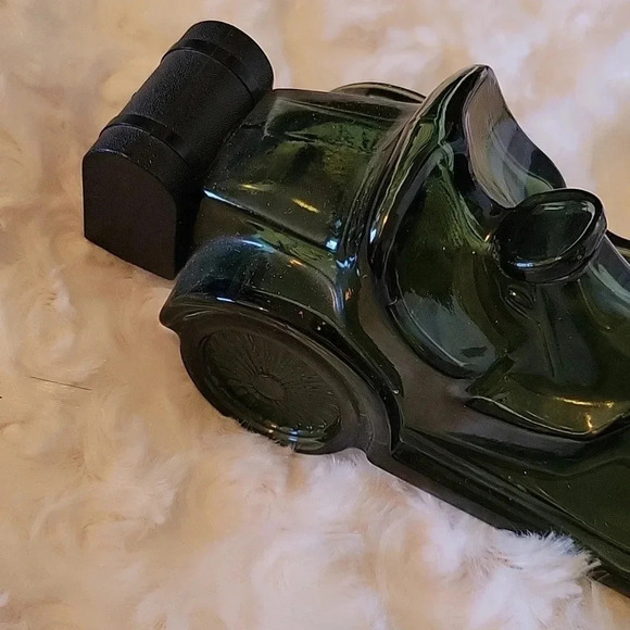 🌴3/$15🌴 Vintage Avon Straight Eight bottle Car - Picture 6 of 10